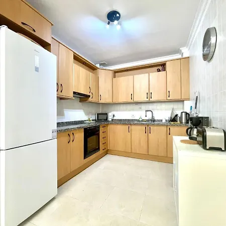 Apartamento Frente Al Oceano Con Terraza Y Bbq En Playa *