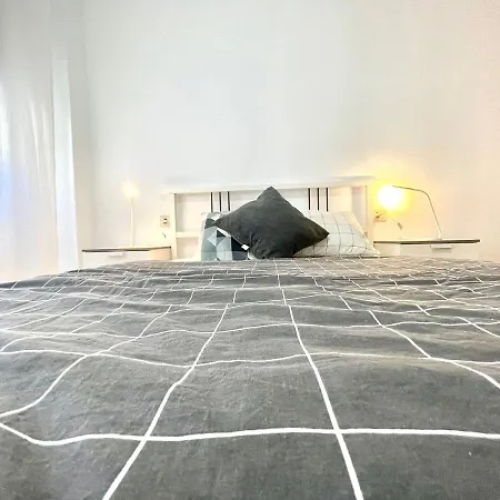 Apartamento Frente Al Oceano Con Terraza Y Bbq En Playa Lejlighed Alcalá la Real