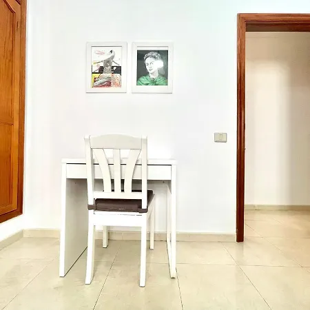 Apartamento Frente Al Oceano Con Terraza Y Bbq En Playa *