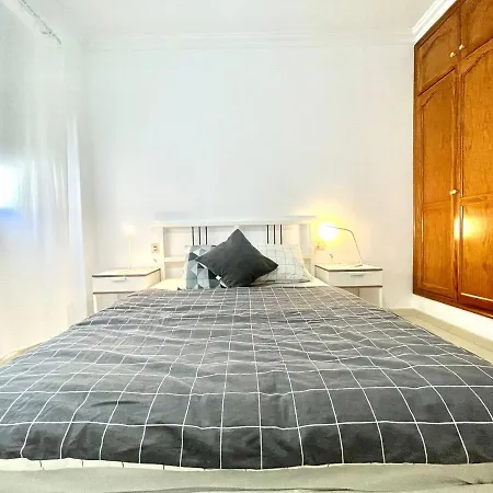 Apartamento Frente Al Oceano Con Terraza Y Bbq En Playa * Alcalá la Real